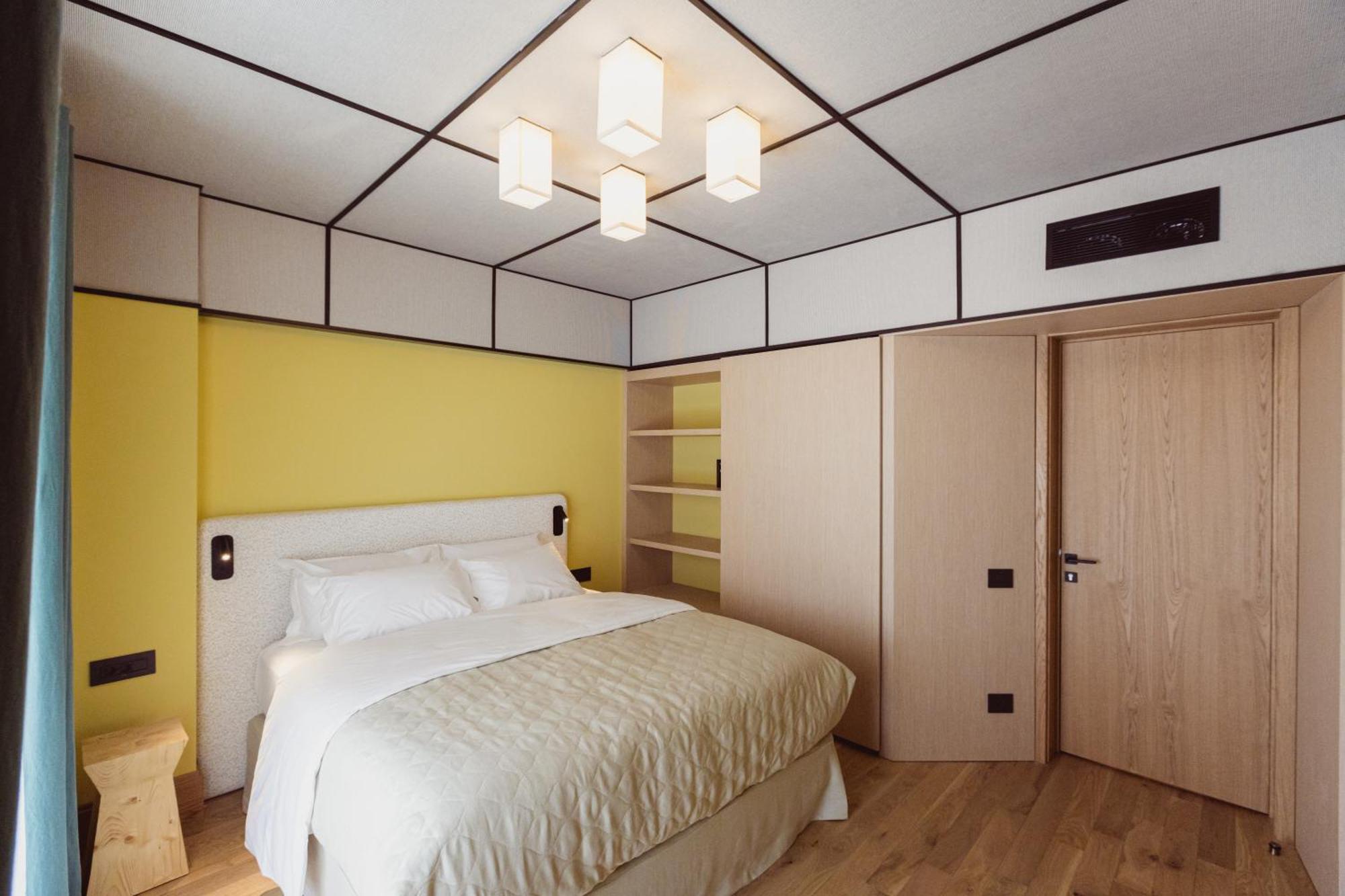 Aparthotel Крайова Экстерьер фото