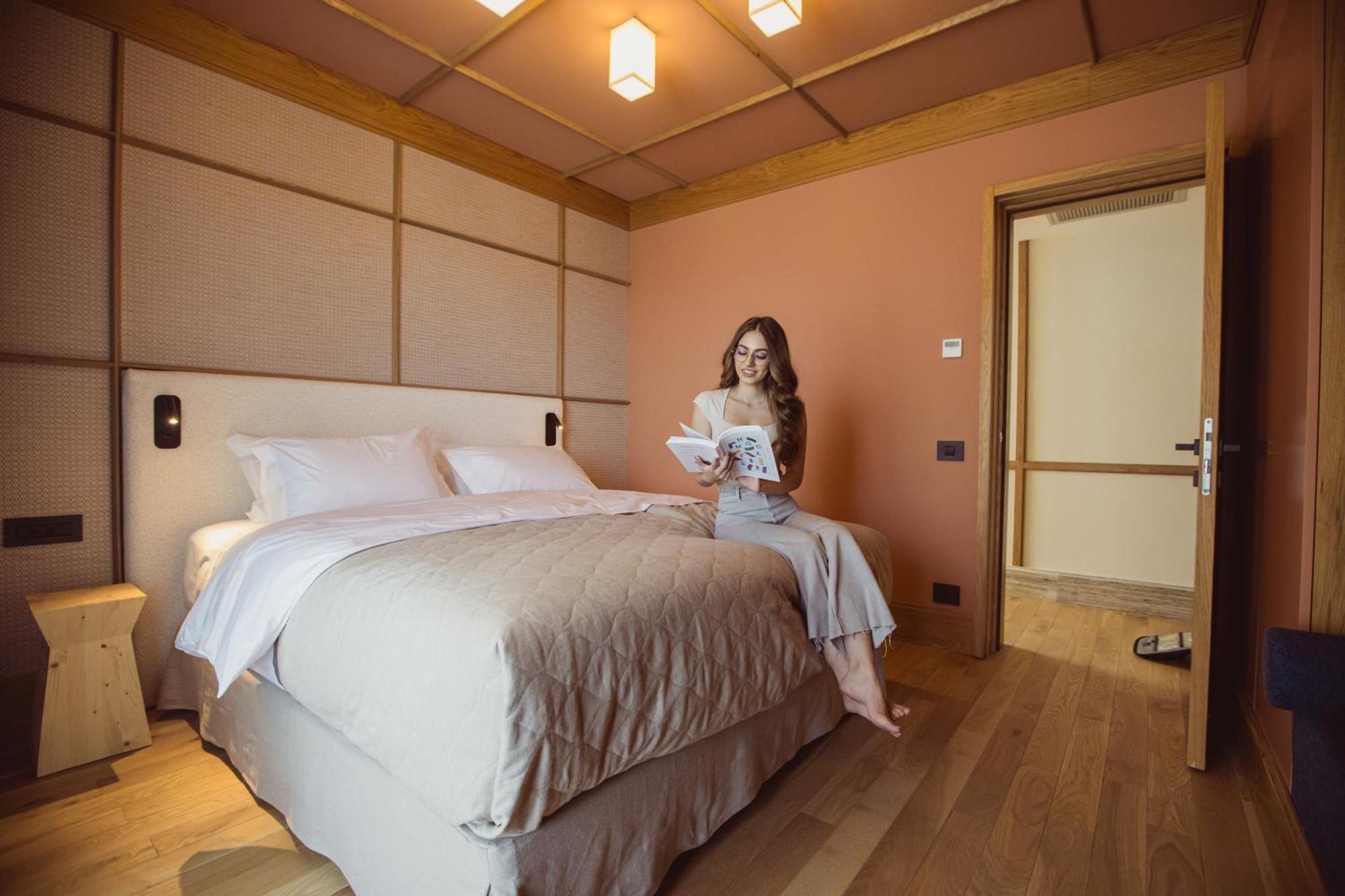 Aparthotel Крайова Экстерьер фото