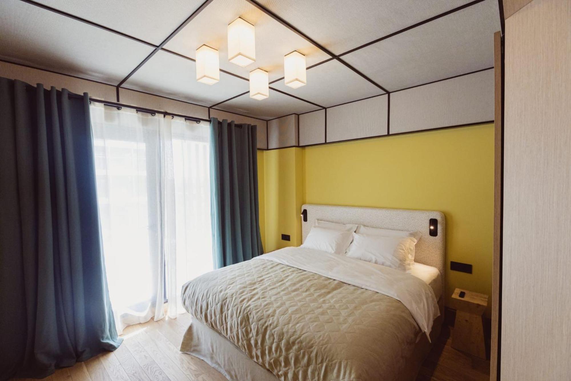 Aparthotel Крайова Экстерьер фото